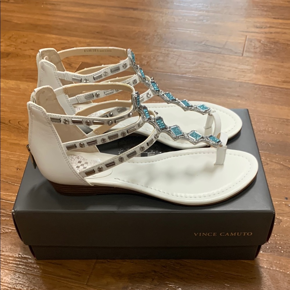 Vince Camuto White Jeweled T-Strap VC-Ianelli Sandals